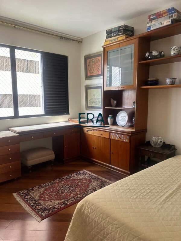 Apartamento, Funcionários, 4 Quartos, 4 Vagas, 3 Suítes