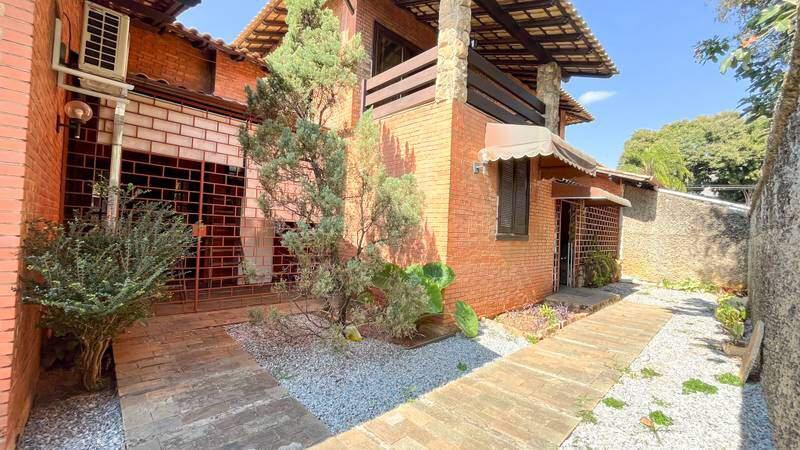 Casa, São Luiz (pampulha), 6 Quartos, 10 Vagas, 3 Suítes