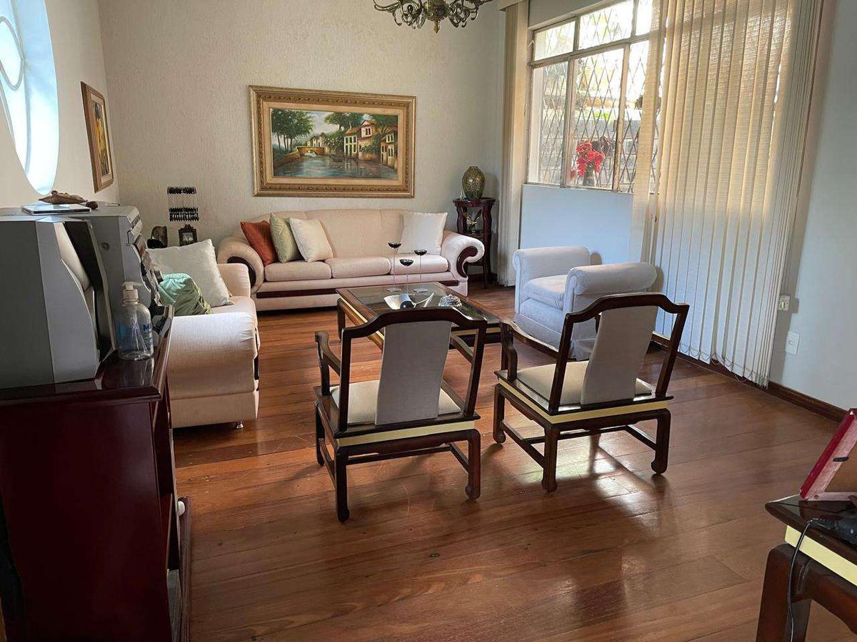 Casa, Cidade Nova, 4 Quartos, 2 Vagas, 1 Suíte