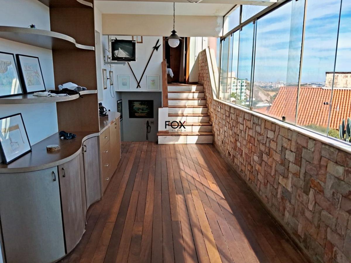 Casa, Santa Lúcia, 5 Quartos, 4 Vagas, 2 Suítes