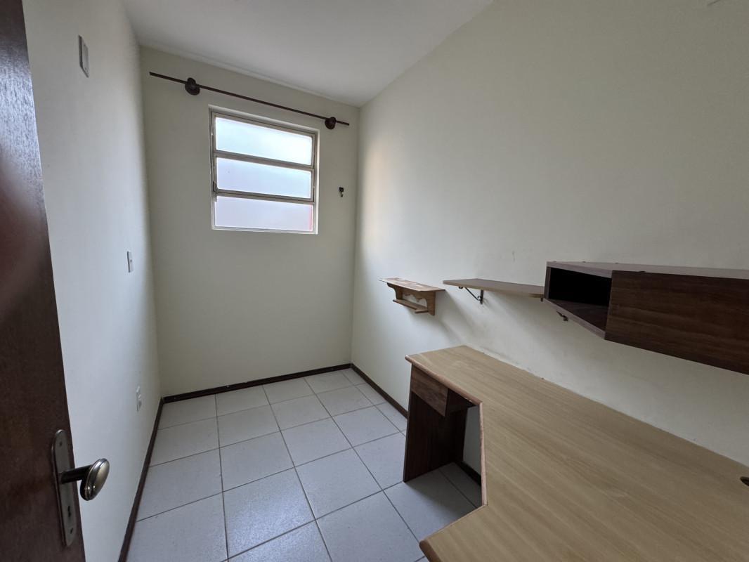 Apartamento, Sagrada Família, 3 Quartos, 2 Vagas, 1 Suíte
