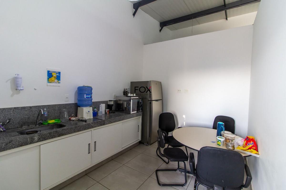 Sala, Estoril, 0 Quarto, 4 Vagas