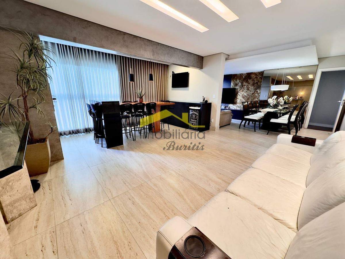 Apartamento, Estoril, 3 Quartos, 3 Vagas, 1 Suíte