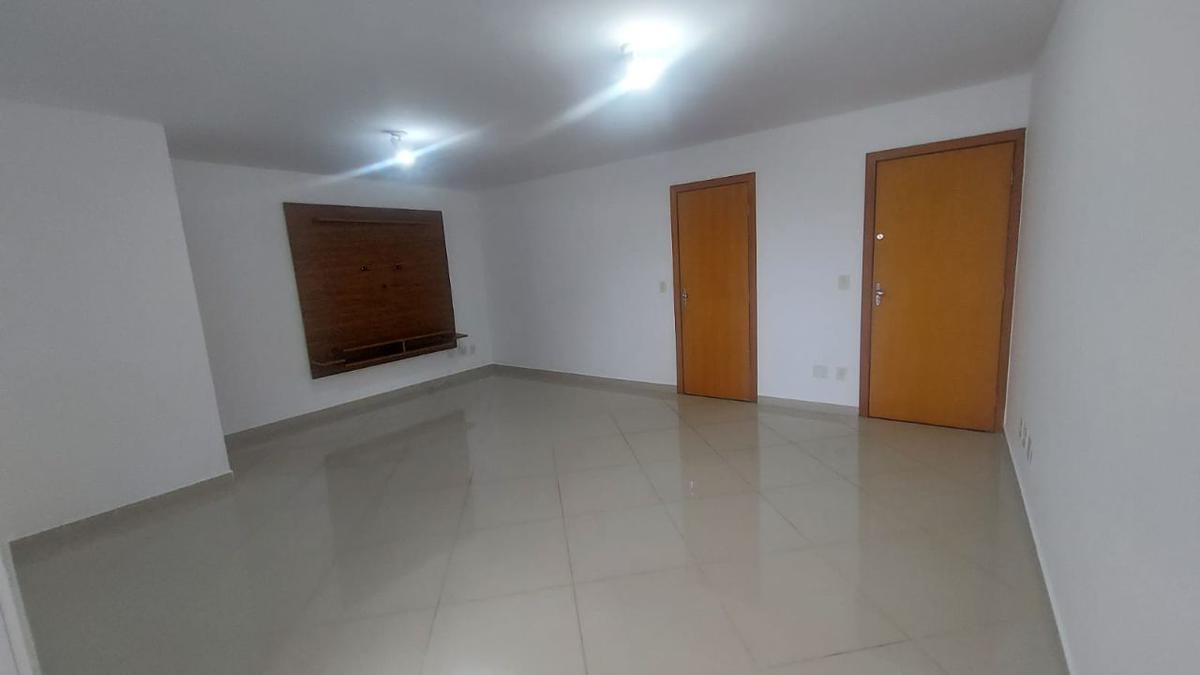 Apartamento, Santa Cruz, 3 Quartos, 2 Vagas, 1 Suíte