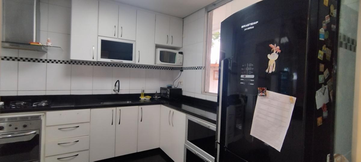 Casa, Cabral, 4 Quartos, 4 Vagas, 1 Suíte