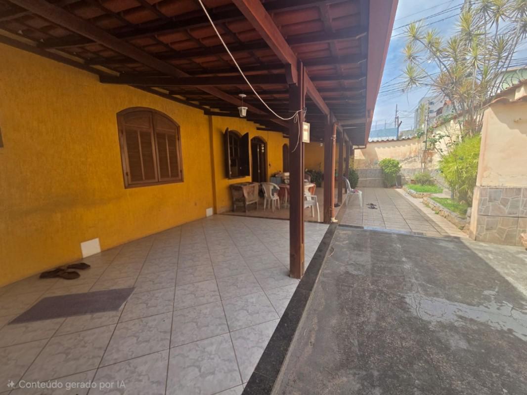Casa, Coqueiros, 5 Quartos, 4 Vagas, 2 Suítes