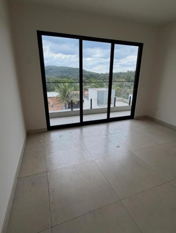 Casa, Masterville, 3 Quartos, 4 Vagas, 1 Suíte