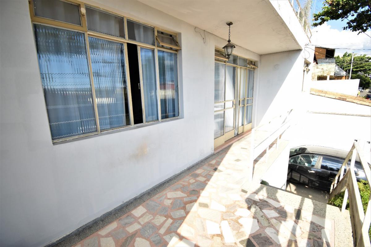 Casa, Itapoã, 3 Quartos, 2 Vagas, 1 Suíte