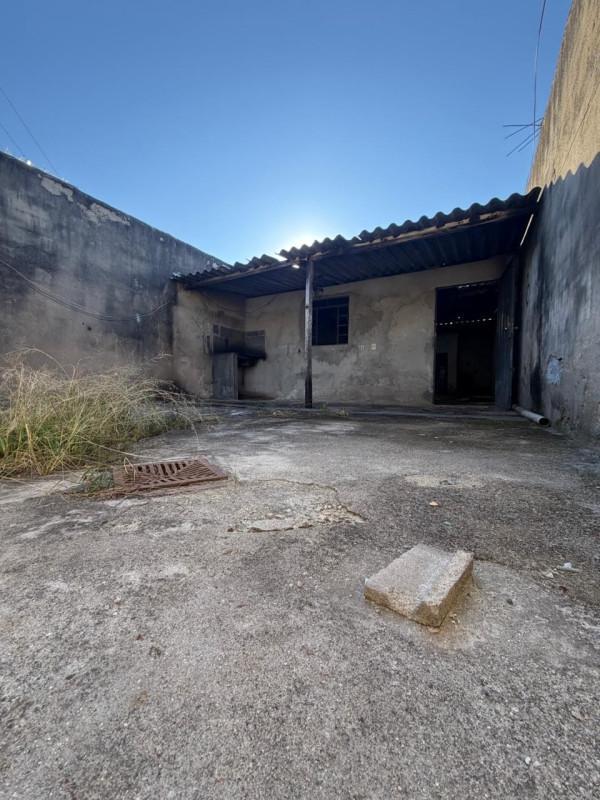 Casa, Alípio de Melo, 2 Quartos, 3 Vagas, 1 Suíte