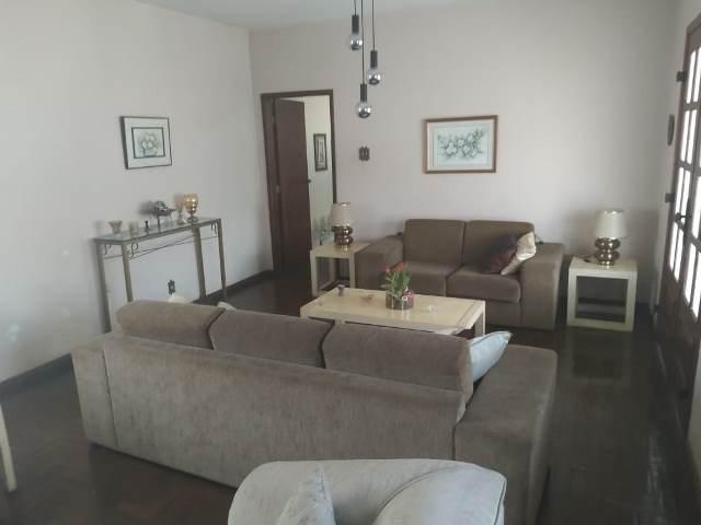 Casa, Cachoeirinha, 4 Quartos, 2 Vagas, 1 Suíte