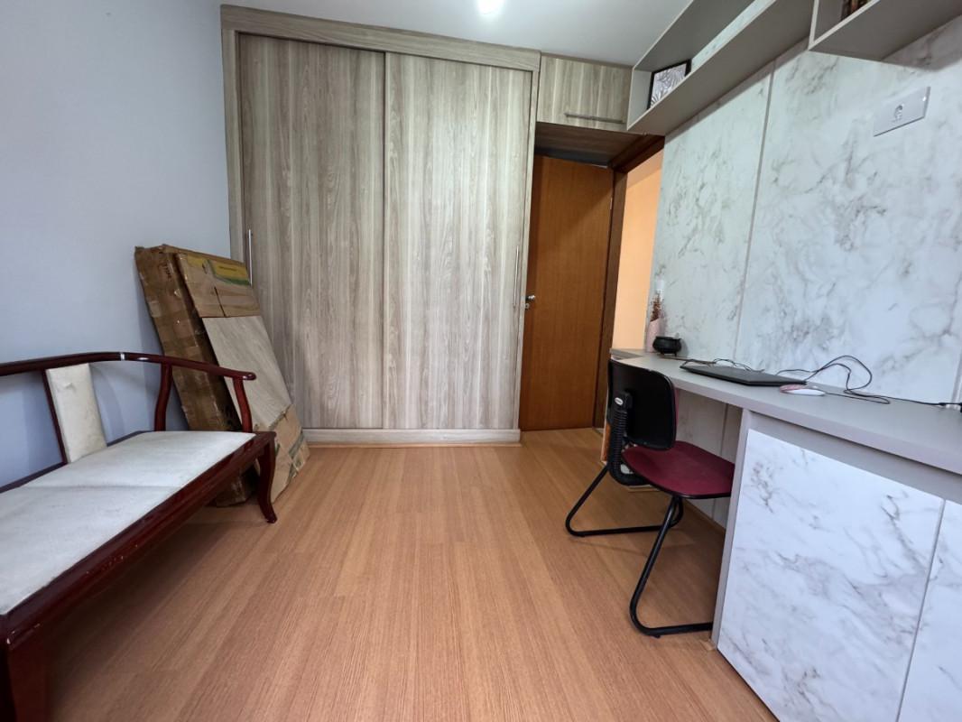 Apartamento, Sagrada Família, 2 Quartos, 1 Vaga, 1 Suíte