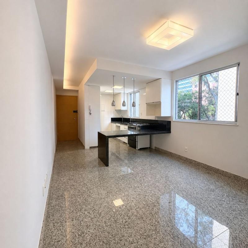 Apartamento, Serra, 2 Quartos, 2 Vagas, 1 Suíte