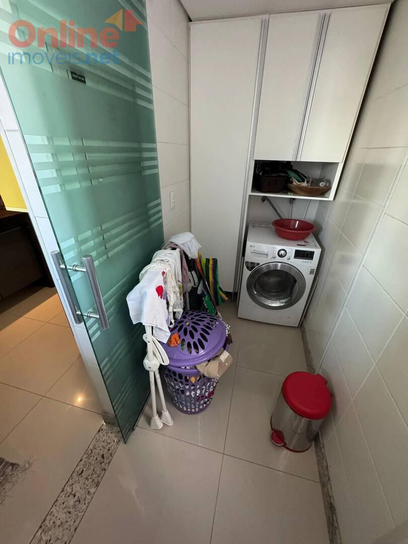 Apartamento, Floresta, 3 Quartos, 0 Vaga, 1 Suíte