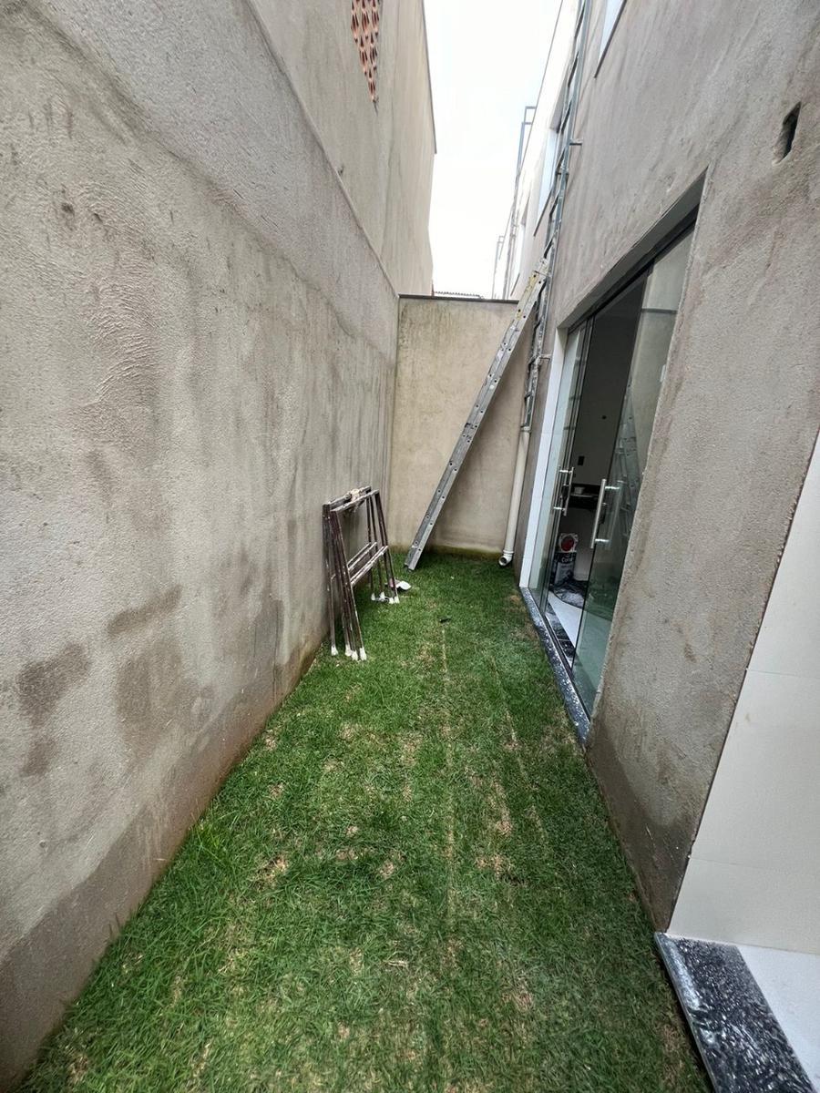 Casa, Santa Amélia, 3 Quartos, 2 Vagas, 1 Suíte