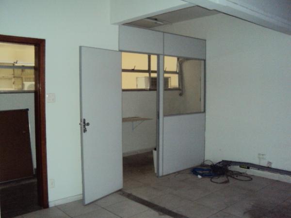 Conjunto de Salas, Centro, 0 Vaga