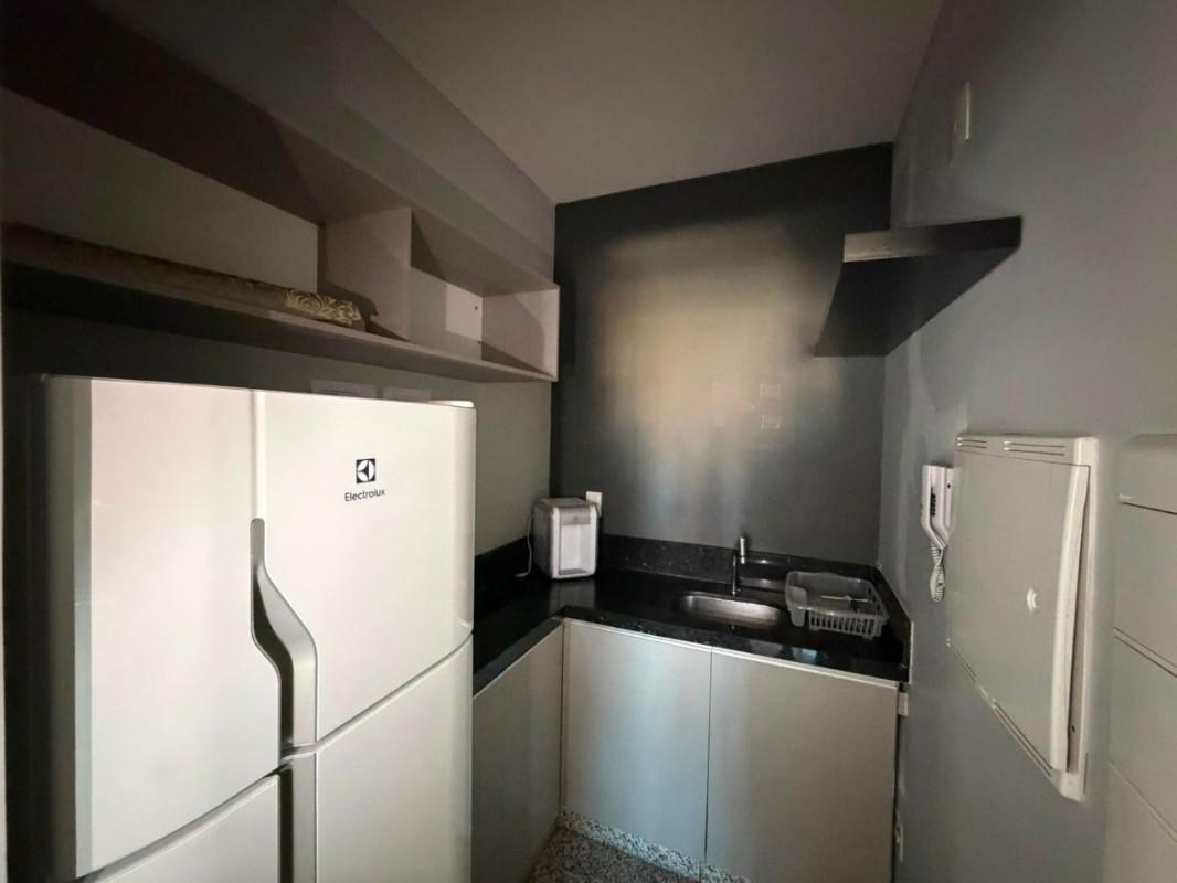 Sala, Barro Preto, 0 Quarto, 2 Vagas