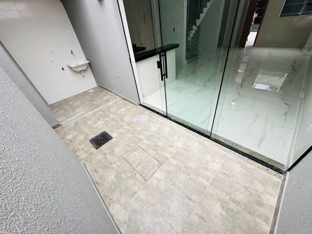 Casa, Santa Mônica, 3 Quartos, 2 Vagas, 1 Suíte