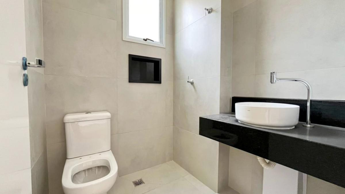 Apartamento, Casa Branca, 3 Quartos, 2 Vagas, 1 Suíte