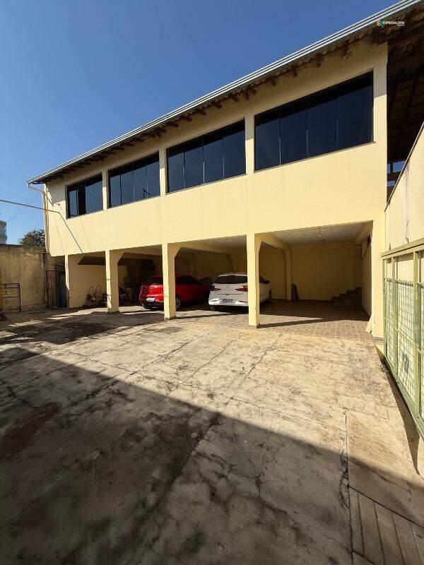 Casa, Frimisa, 4 Quartos, 0 Vaga, 1 Suíte