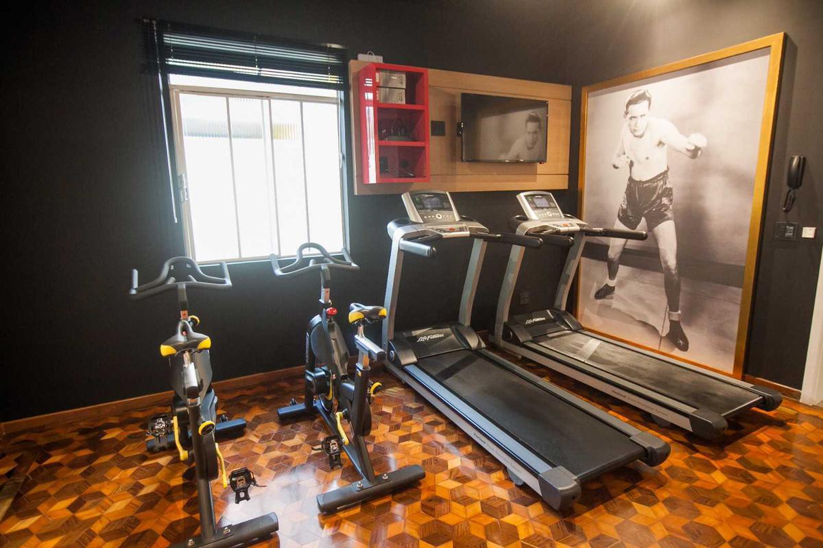 Apartamento, Funcionários, 2 Quartos, 2 Vagas