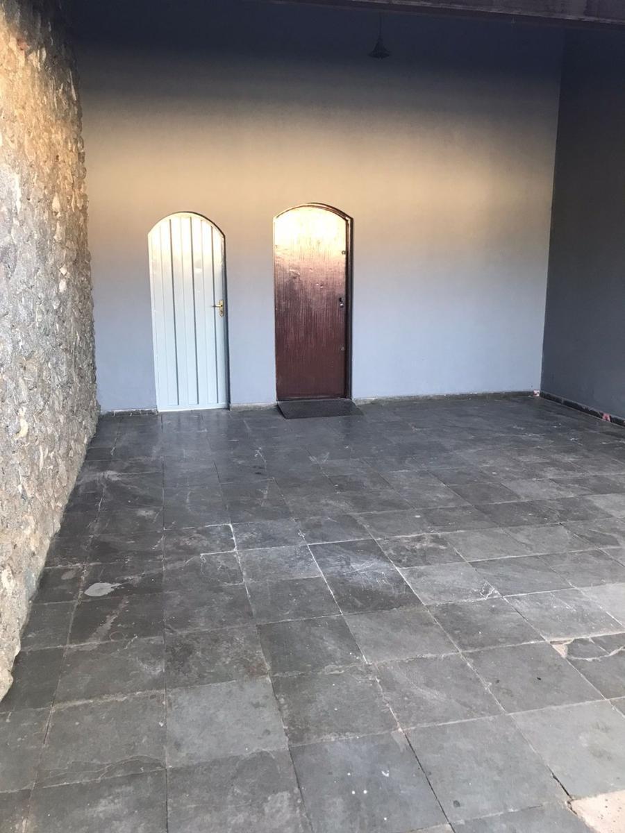 Casa, Santa Branca, 4 Quartos, 4 Vagas, 2 Suítes