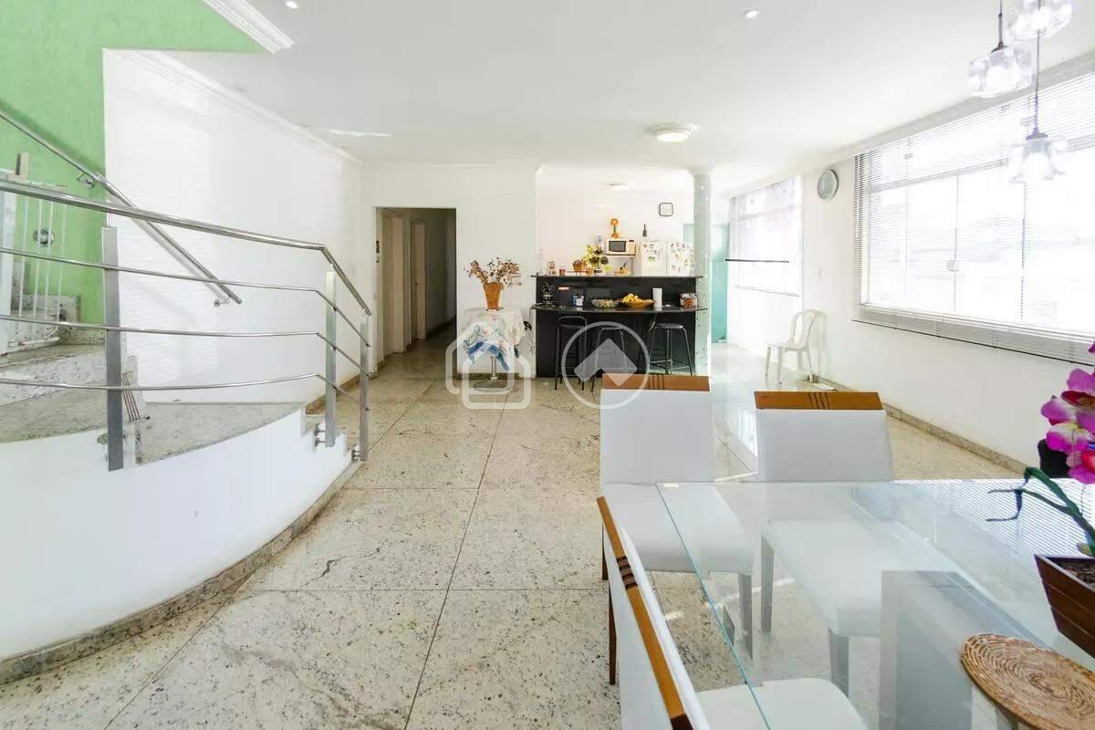 Casa, Padre Eustáquio, 4 Quartos, 10 Vagas, 2 Suítes