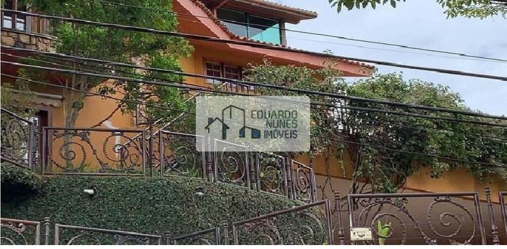 Casa, Santa Lúcia, 5 Quartos, 6 Vagas, 3 Suítes