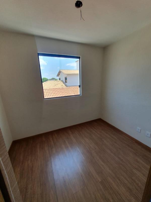 Cobertura, Santa Branca, 3 Quartos, 2 Vagas, 1 Suíte