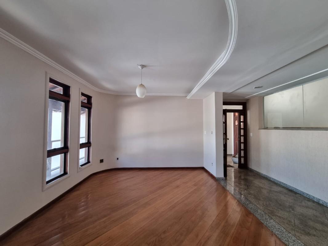 Casa, Jardim Riacho das Pedras, 4 Quartos, 5 Vagas, 3 Suítes