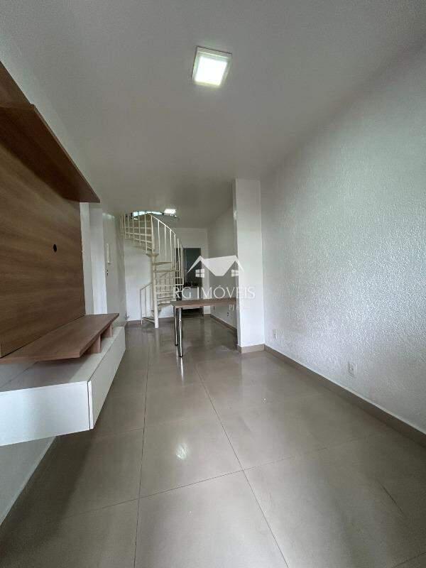 Casa, Teixeira Dias, 3 Quartos, 2 Vagas, 1 Suíte