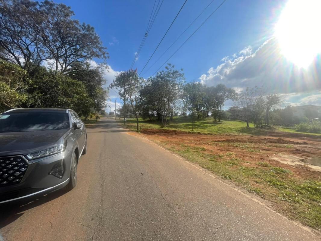 Lote, Centro, 0 Quarto, 0 Vaga