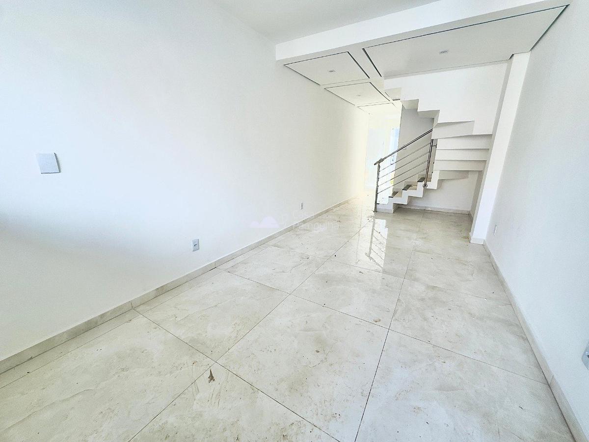 Casa, Lagoinha Leblon (venda Nova), 2 Quartos, 2 Vagas, 2 Suítes