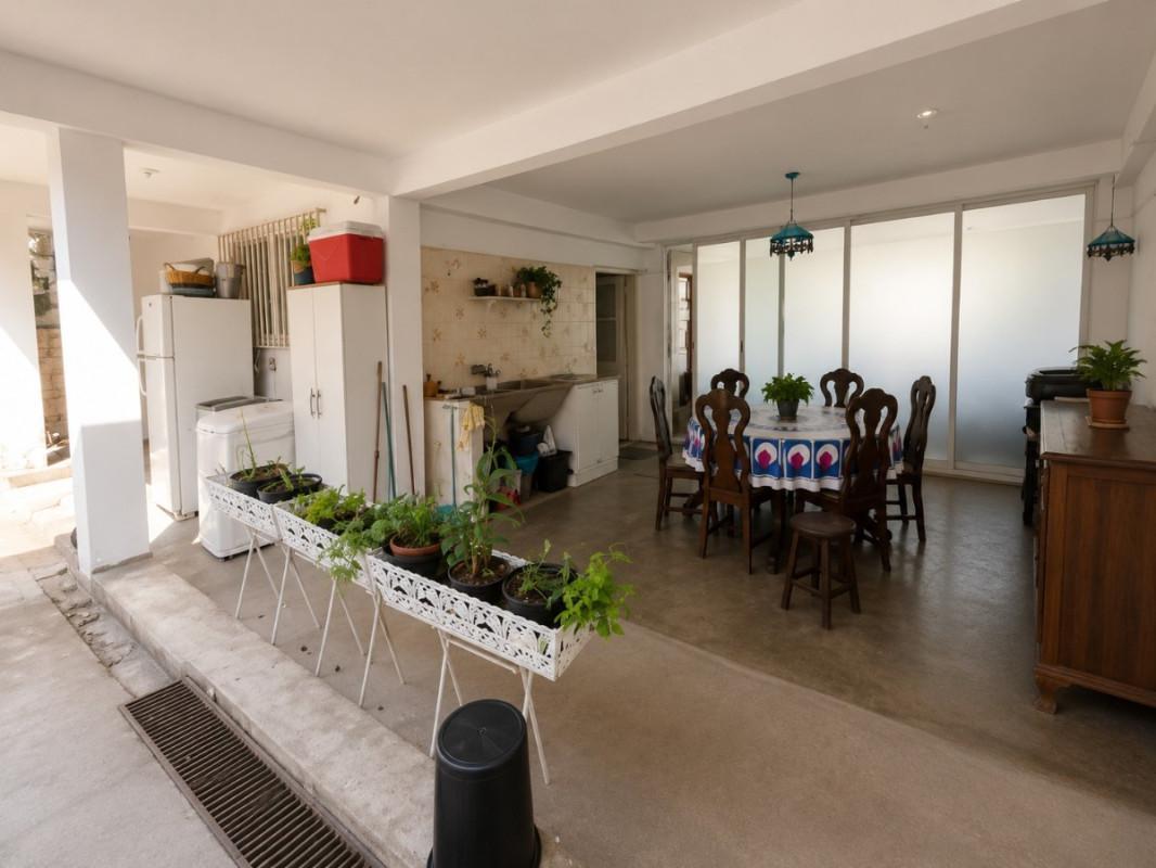 Casa, Alípio de Melo, 3 Quartos, 4 Vagas, 1 Suíte