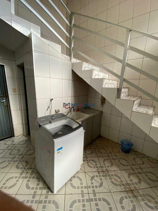 Casa, Todos Os Santos, 3 Quartos, 2 Vagas, 1 Suíte