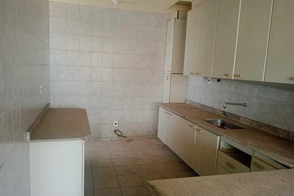 Casa, Renascença, 8 Quartos, 2 Vagas