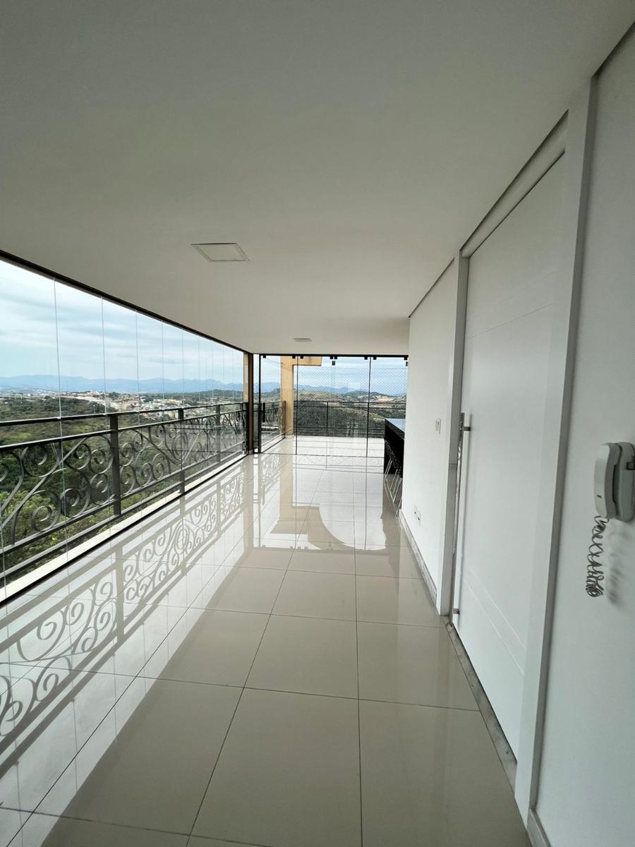 Cobertura, Brasiléia, 3 Quartos, 2 Vagas, 1 Suíte