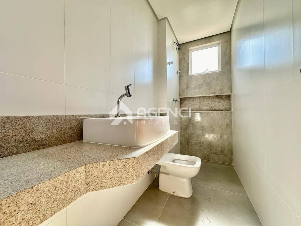 Cobertura, Serrano, 4 Quartos, 0 Vaga, 1 Suíte