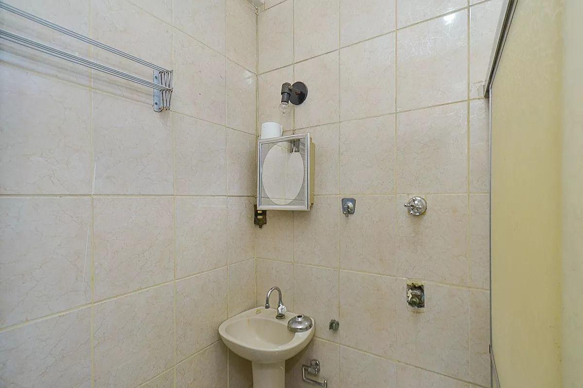Apartamento, Centro, 2 Quartos, 0 Vaga
