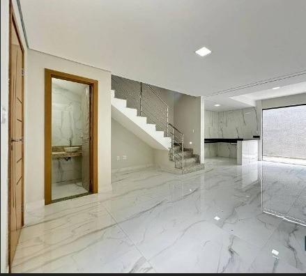 Casa, Santa Mônica, 3 Quartos, 2 Vagas, 1 Suíte