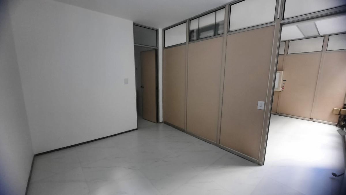 Sala, Santa Efigênia, 0 Quarto, 1 Vaga