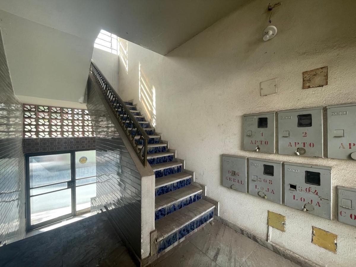 Prédio, Sagrada Família, 3 Quartos, 0 Vaga