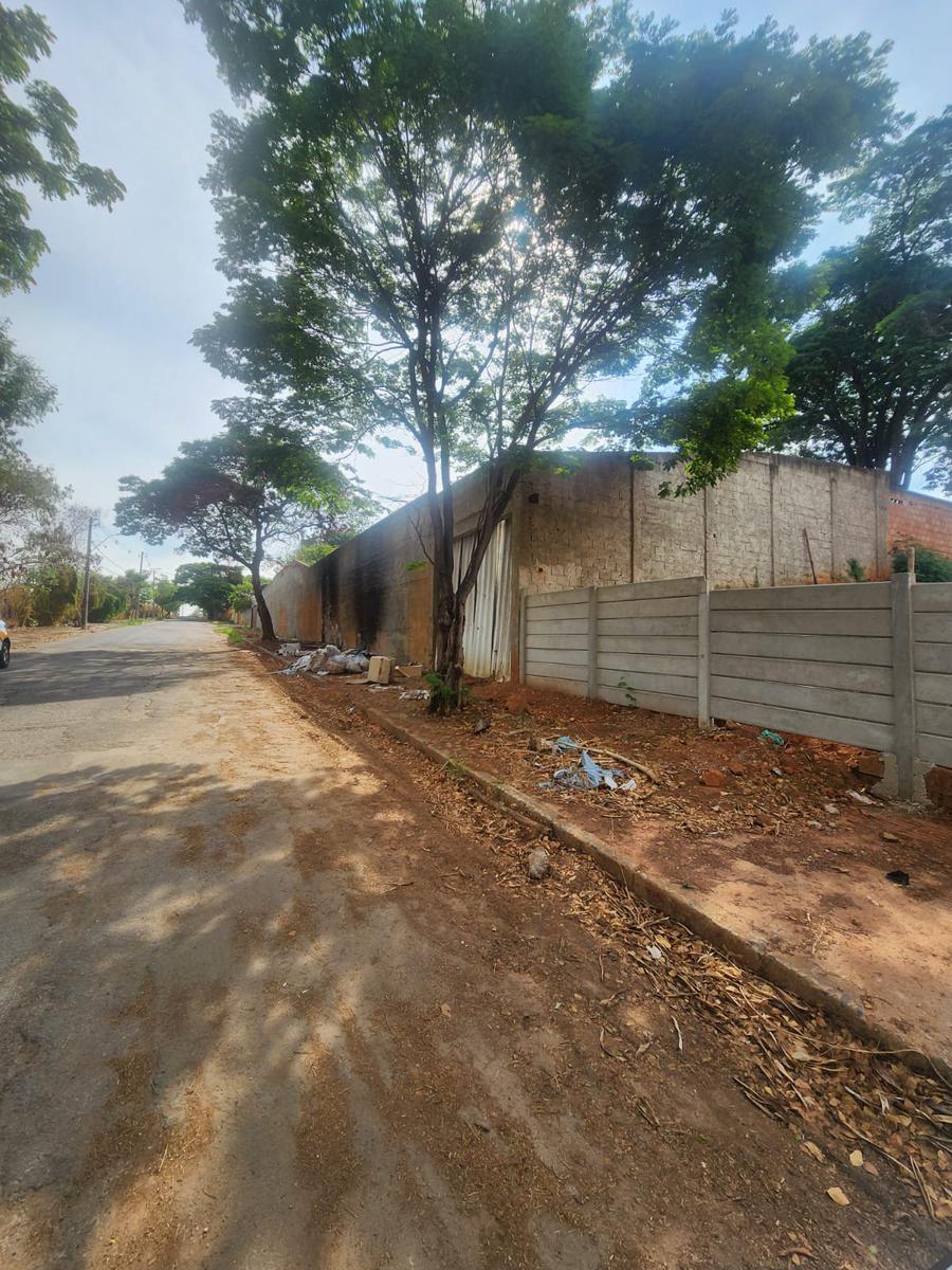 Lote, Bandeirantes (pampulha), 0 Quarto, 0 Vaga