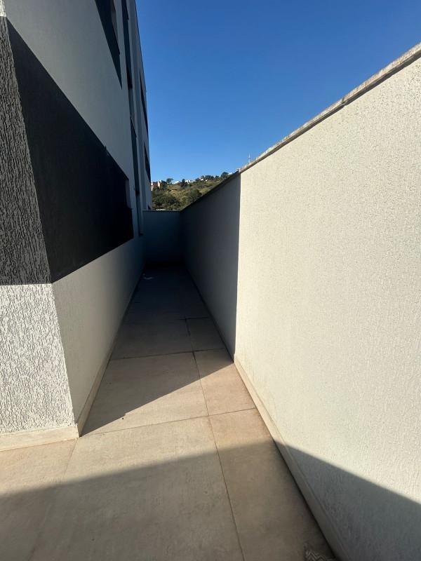 Apartamento, Palmeiras, 2 Quartos, 2 Vagas