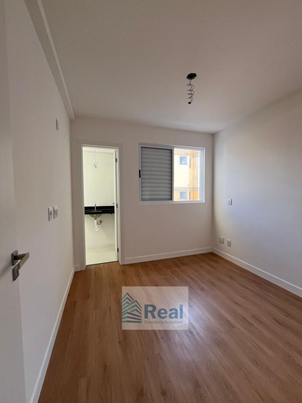 Apartamento, Sagrada Família, 3 Quartos, 2 Vagas, 1 Suíte