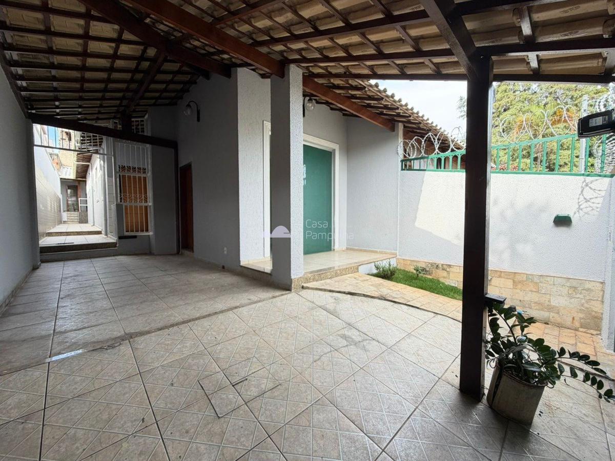 Casa, Santa Mônica, 3 Quartos, 2 Vagas, 1 Suíte