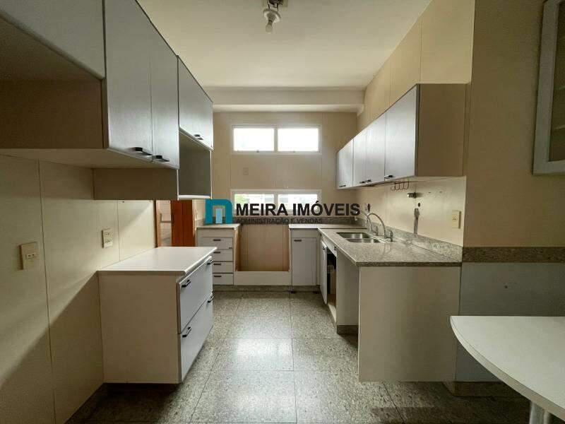 Apartamento, Funcionários, 4 Quartos, 2 Vagas, 1 Suíte