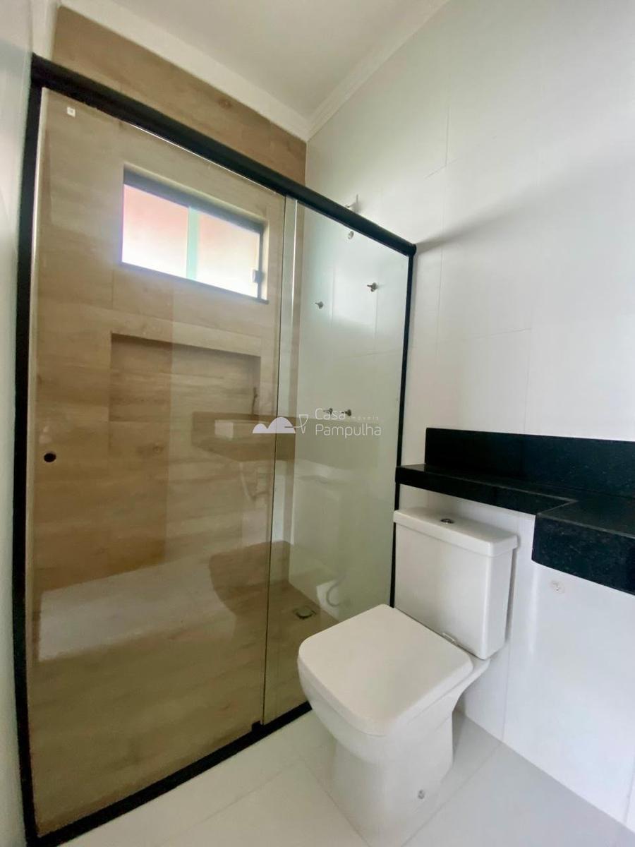 Casa, Novo Centro, 3 Quartos, 4 Vagas, 1 Suíte