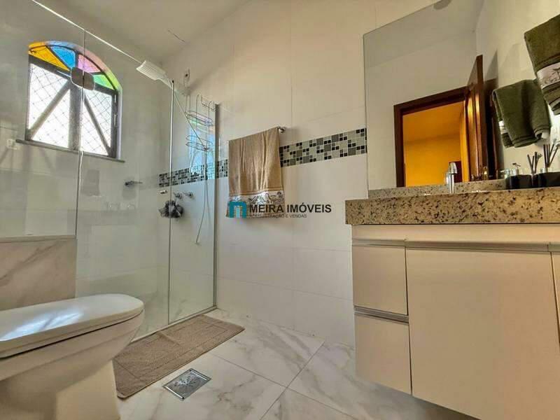 Casa, Alto Barroca, 5 Quartos, 2 Vagas, 2 Suítes