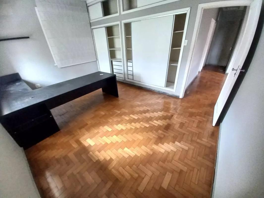 Casa Comercial, Prado, 0 Quarto, 9 Vagas