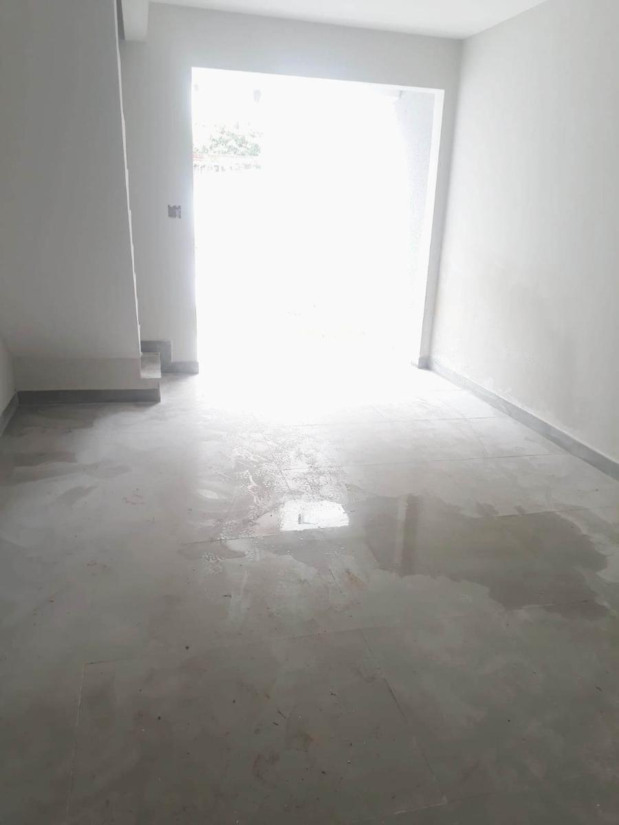 Casa, Planalto, 2 Quartos, 1 Vaga, 1 Suíte